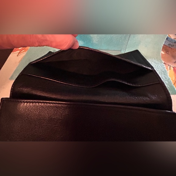 Gucci GG Leather Long Wallet - Picture 9 of 14